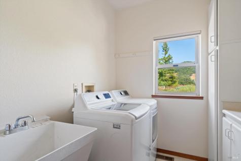 910 Lytton Springs Road Healdsburg CA 95448