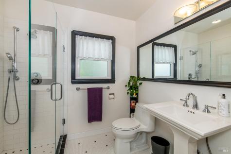 1170 Neale Drive Santa Rosa CA 95404