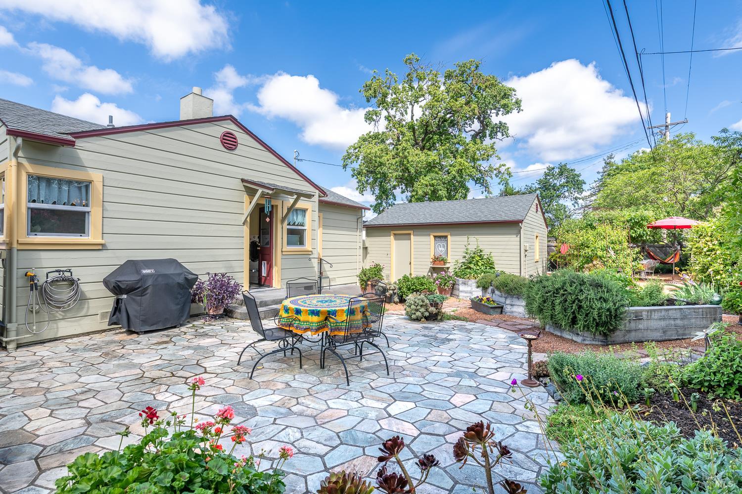 1170 Neale Drive Santa Rosa CA 95404
