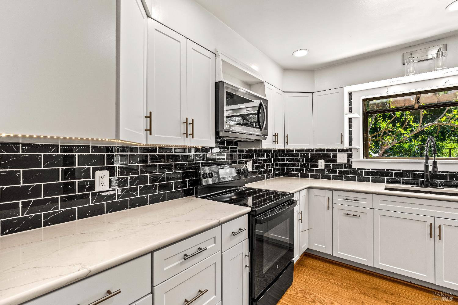 2608 W Pueblo Avenue Napa CA 94558
