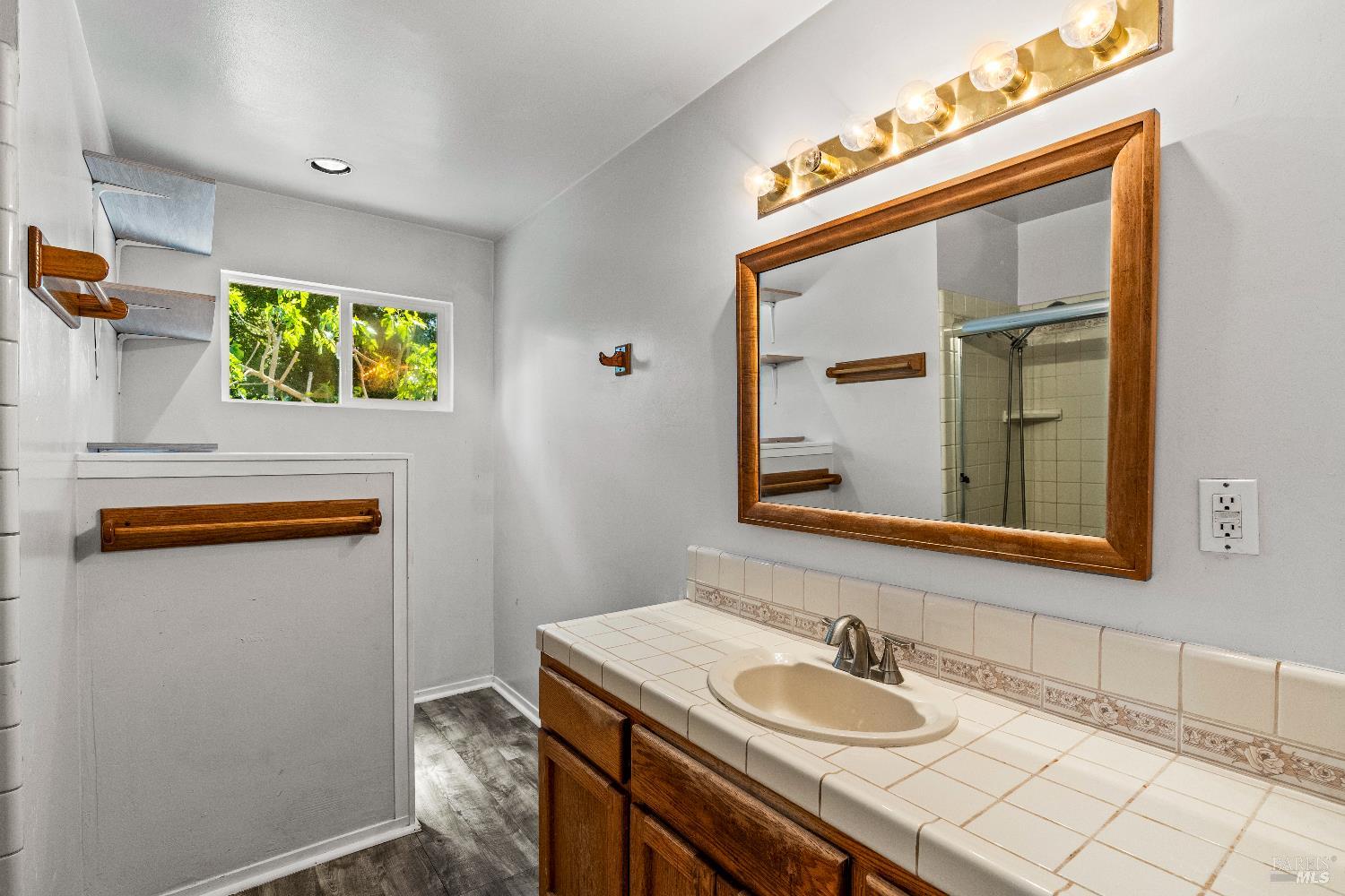 2608 W Pueblo Avenue Napa CA 94558