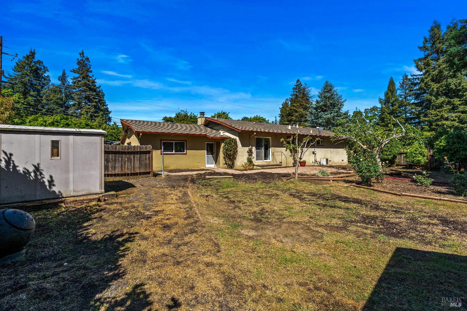 2608 W Pueblo Avenue Napa CA 94558
