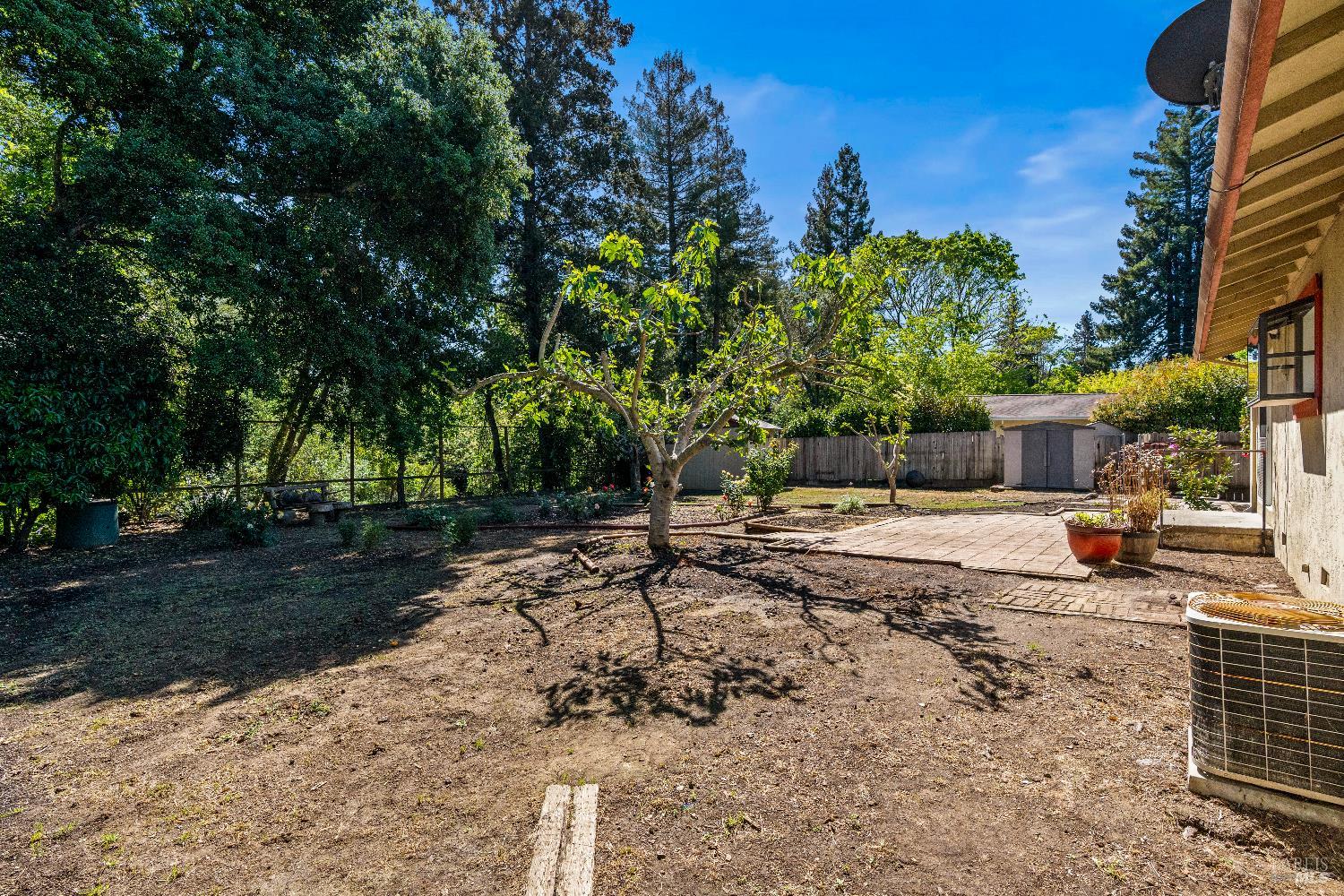 2608 W Pueblo Avenue Napa CA 94558