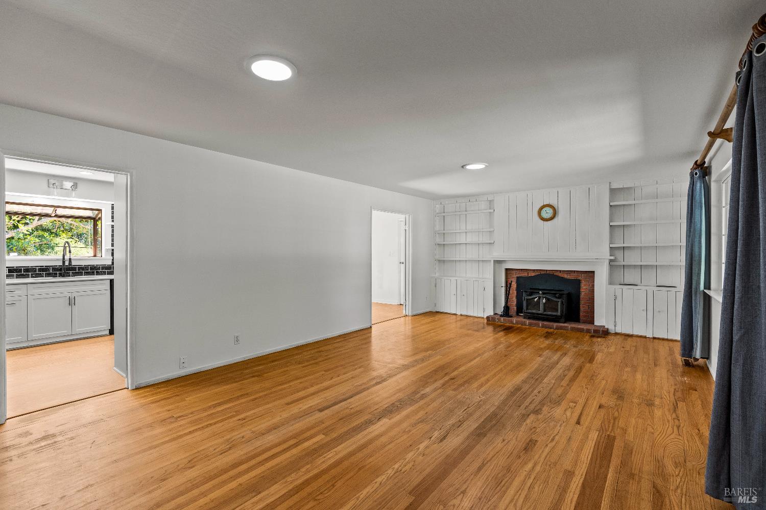 2608 W Pueblo Avenue Napa CA 94558