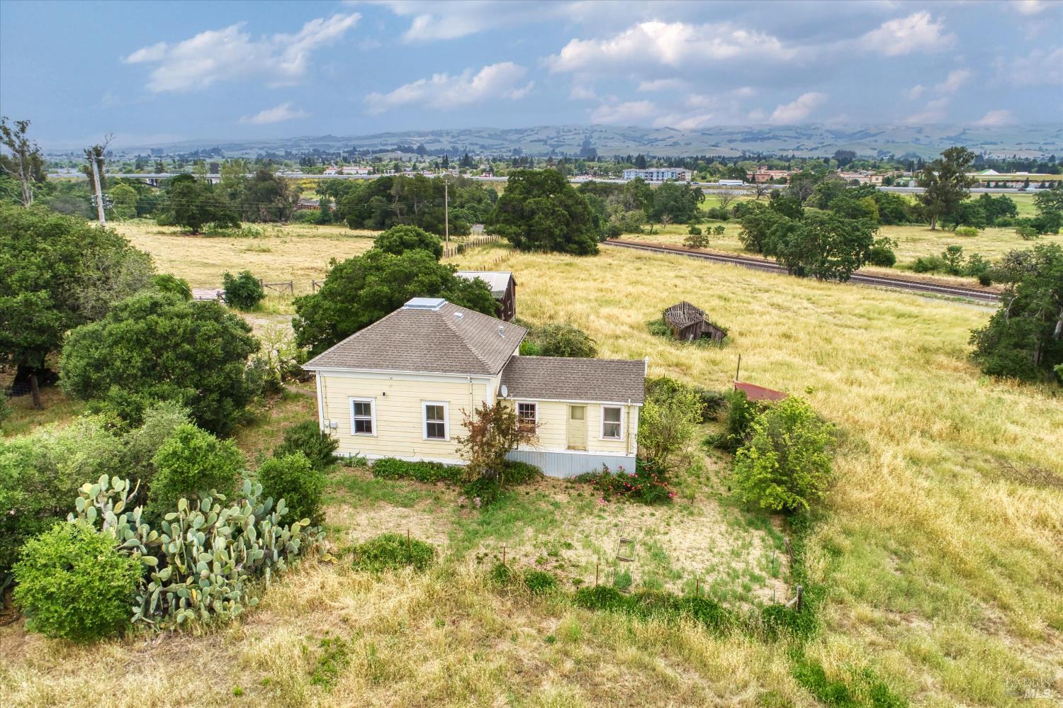 195 Cinnabar Avenue Petaluma CA 94952