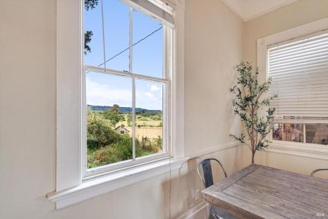 195 Cinnabar Avenue Petaluma CA 94952