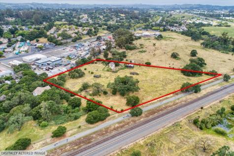 195 Cinnabar Avenue Petaluma CA 94952
