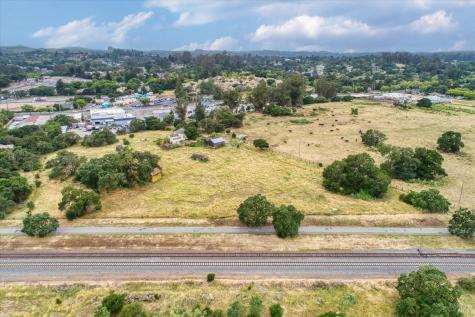 195 Cinnabar Avenue Petaluma CA 94952