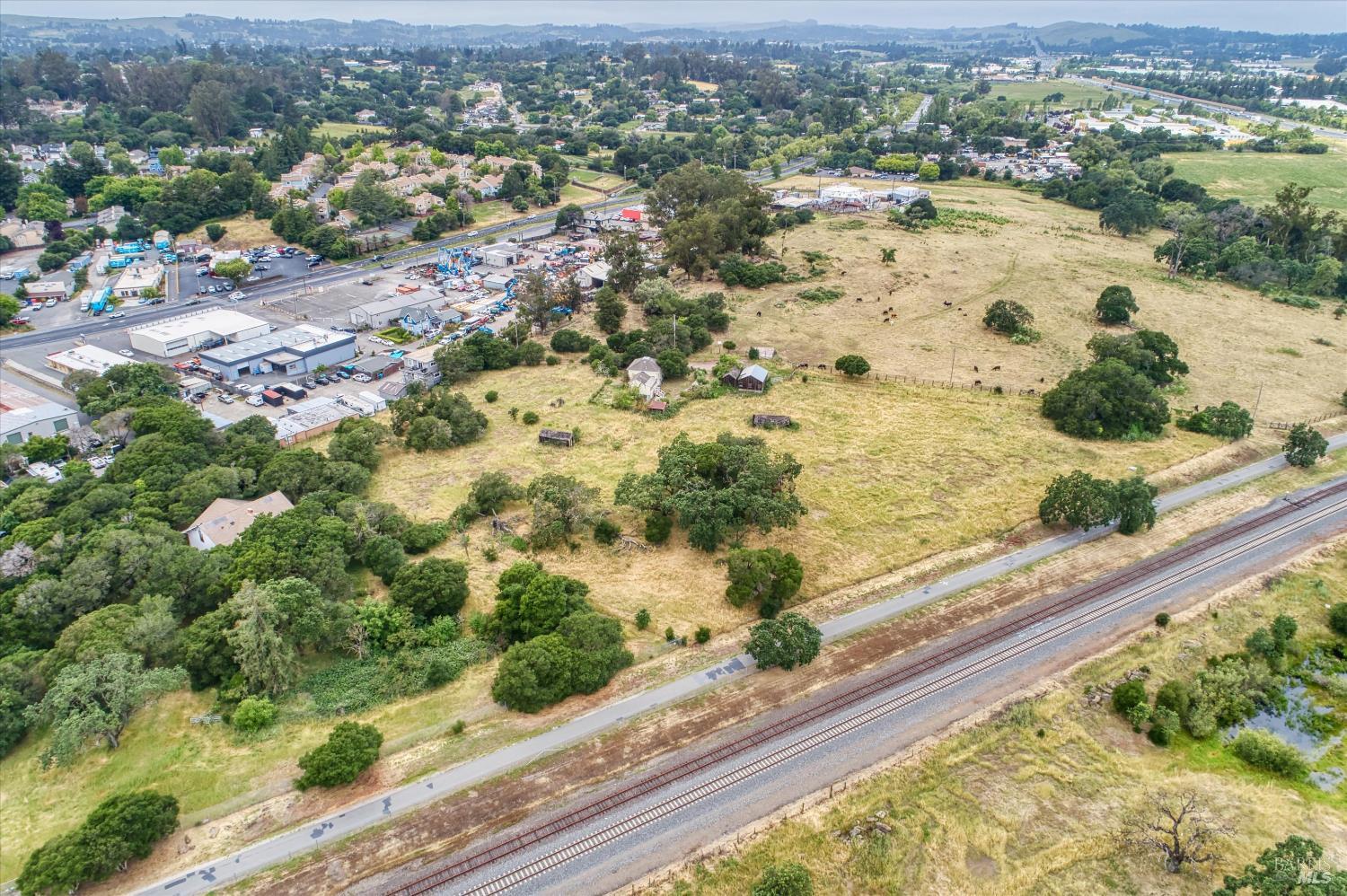 195 Cinnabar Avenue Petaluma CA 94952