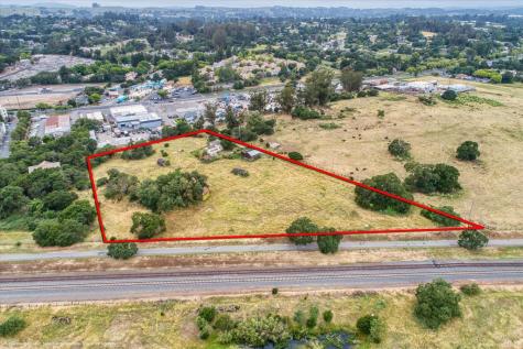 195 Cinnabar Avenue Petaluma CA 94952