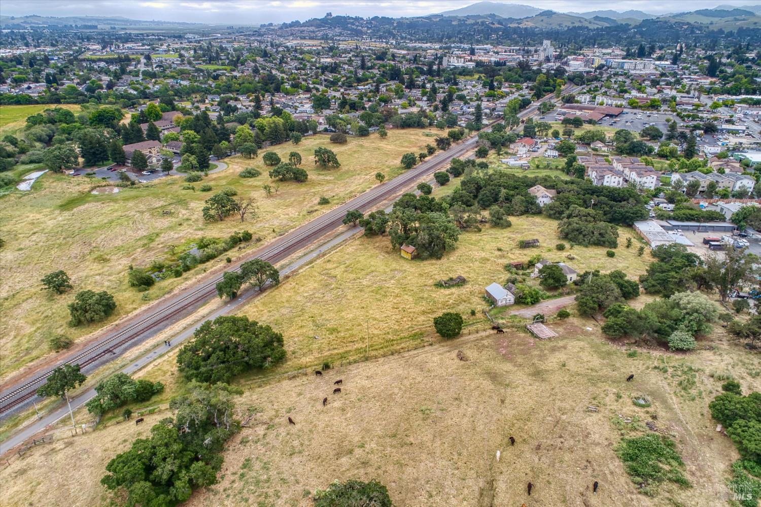 195 Cinnabar Avenue Petaluma CA 94952