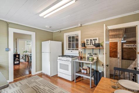 195 Cinnabar Avenue Petaluma CA 94952