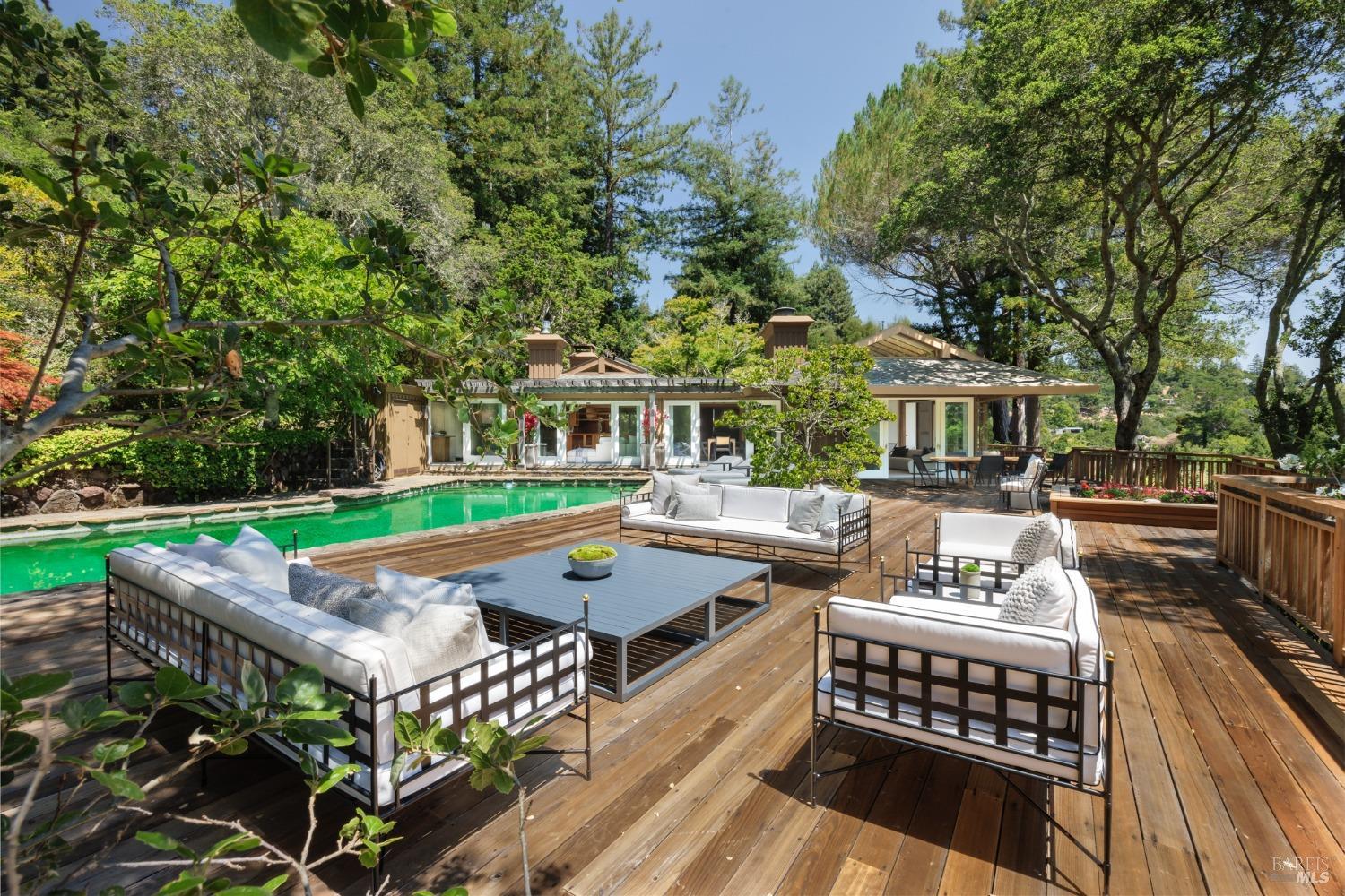 520 Woodland Road Kentfield CA 94904