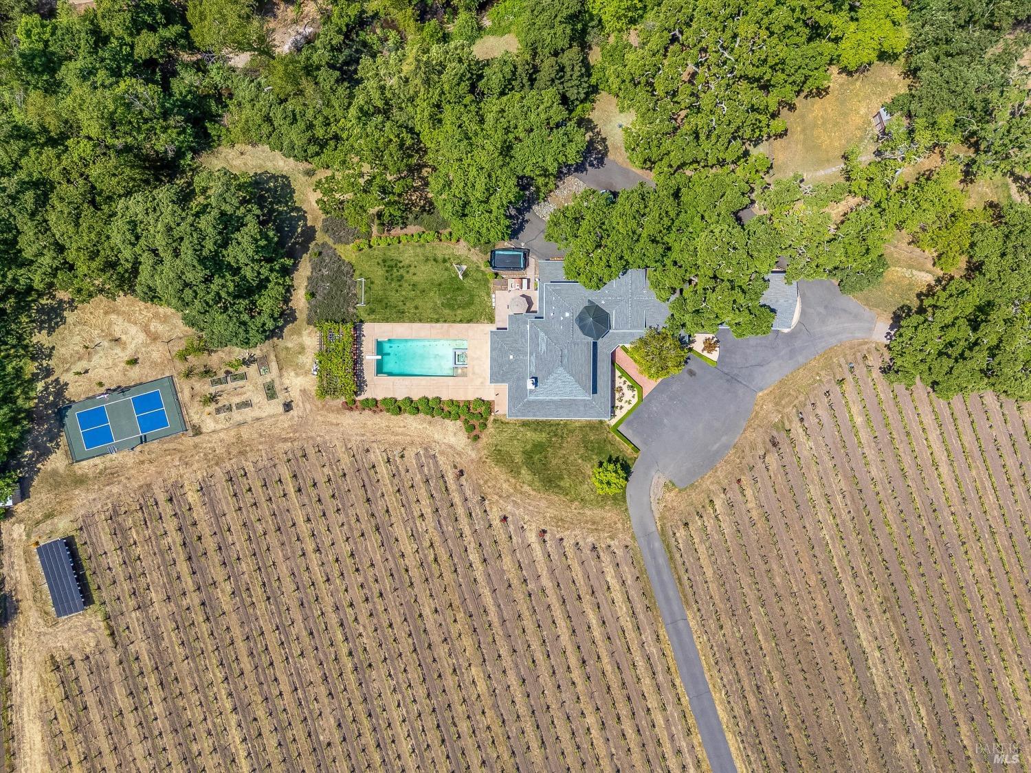 1079 Hedgeside Avenue Napa CA 94558