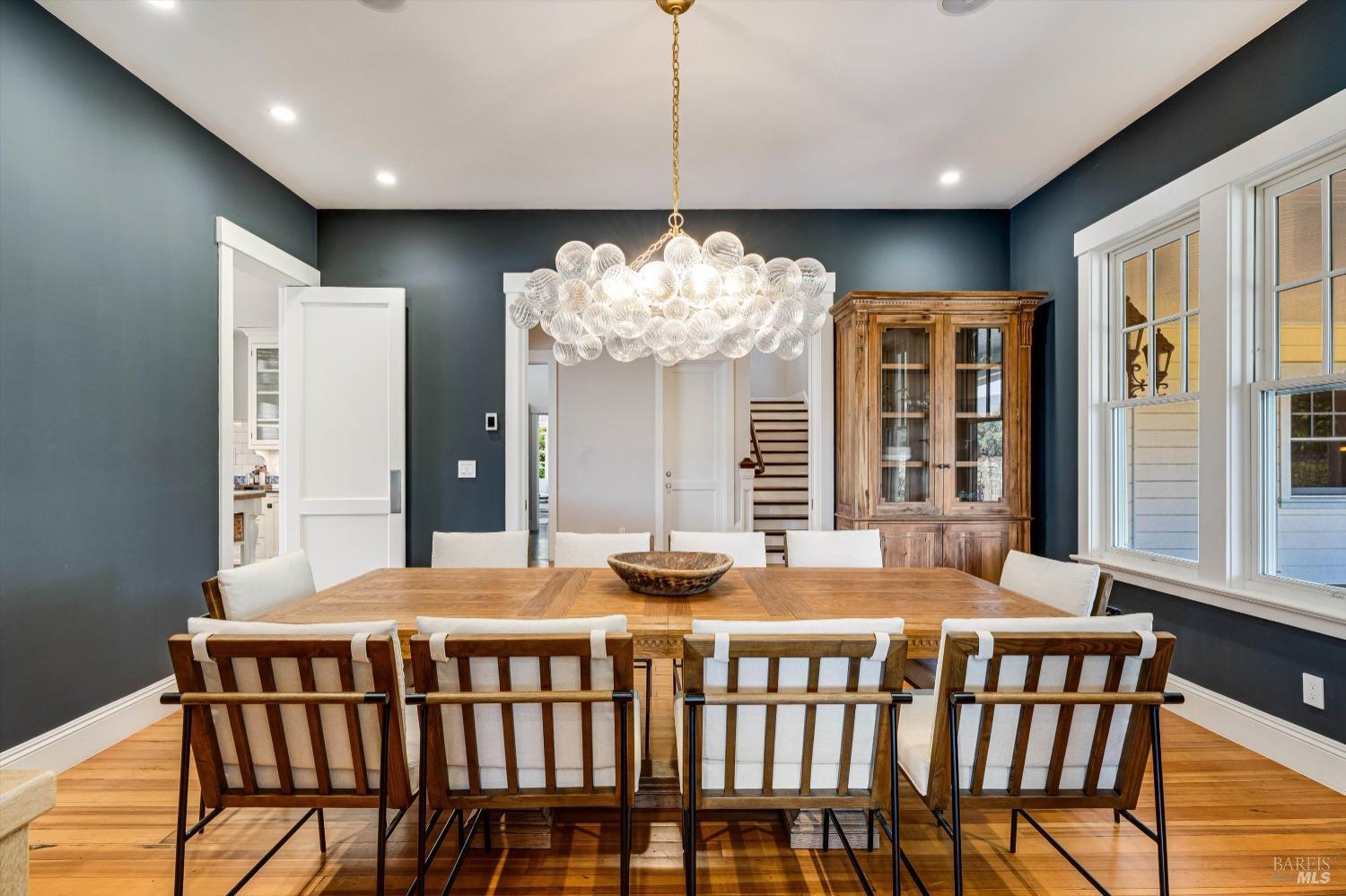1079 Hedgeside Avenue Napa CA 94558