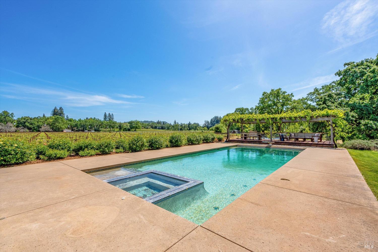 1079 Hedgeside Avenue Napa CA 94558