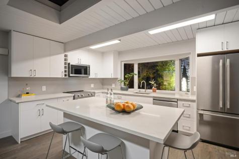 1212 Idylberry Road San Rafael CA 94903
