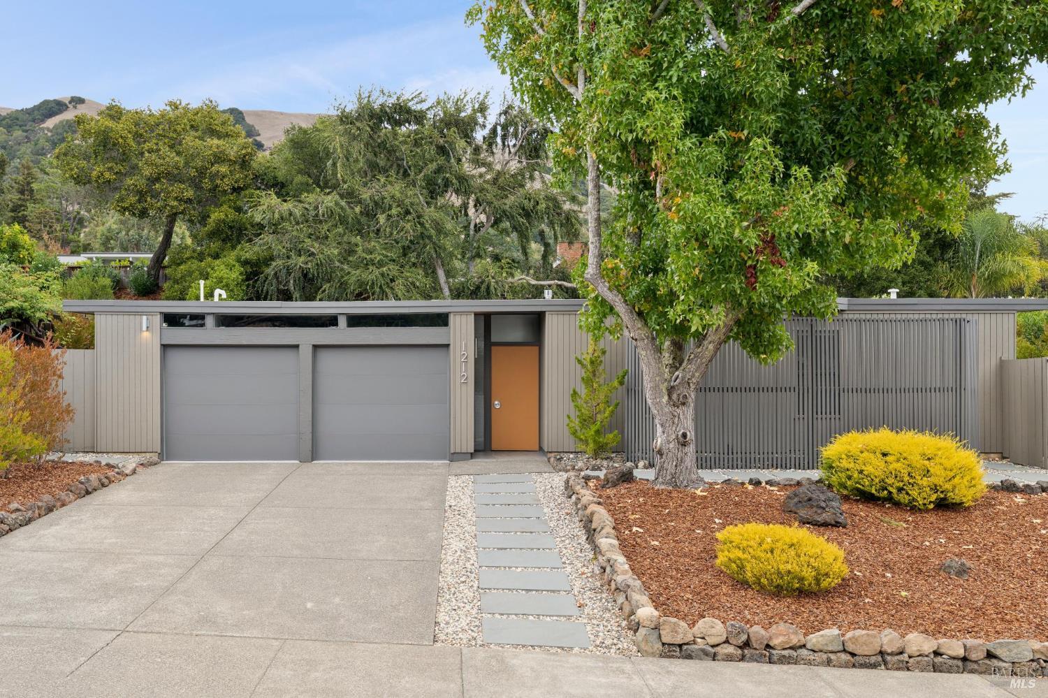 1212 Idylberry Road San Rafael CA 94903