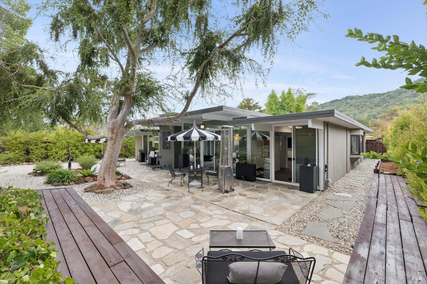 1212 Idylberry Road San Rafael CA 94903