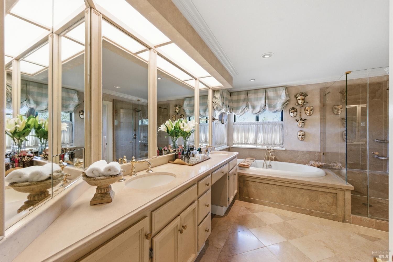 377 Troon Drive Napa CA 94558
