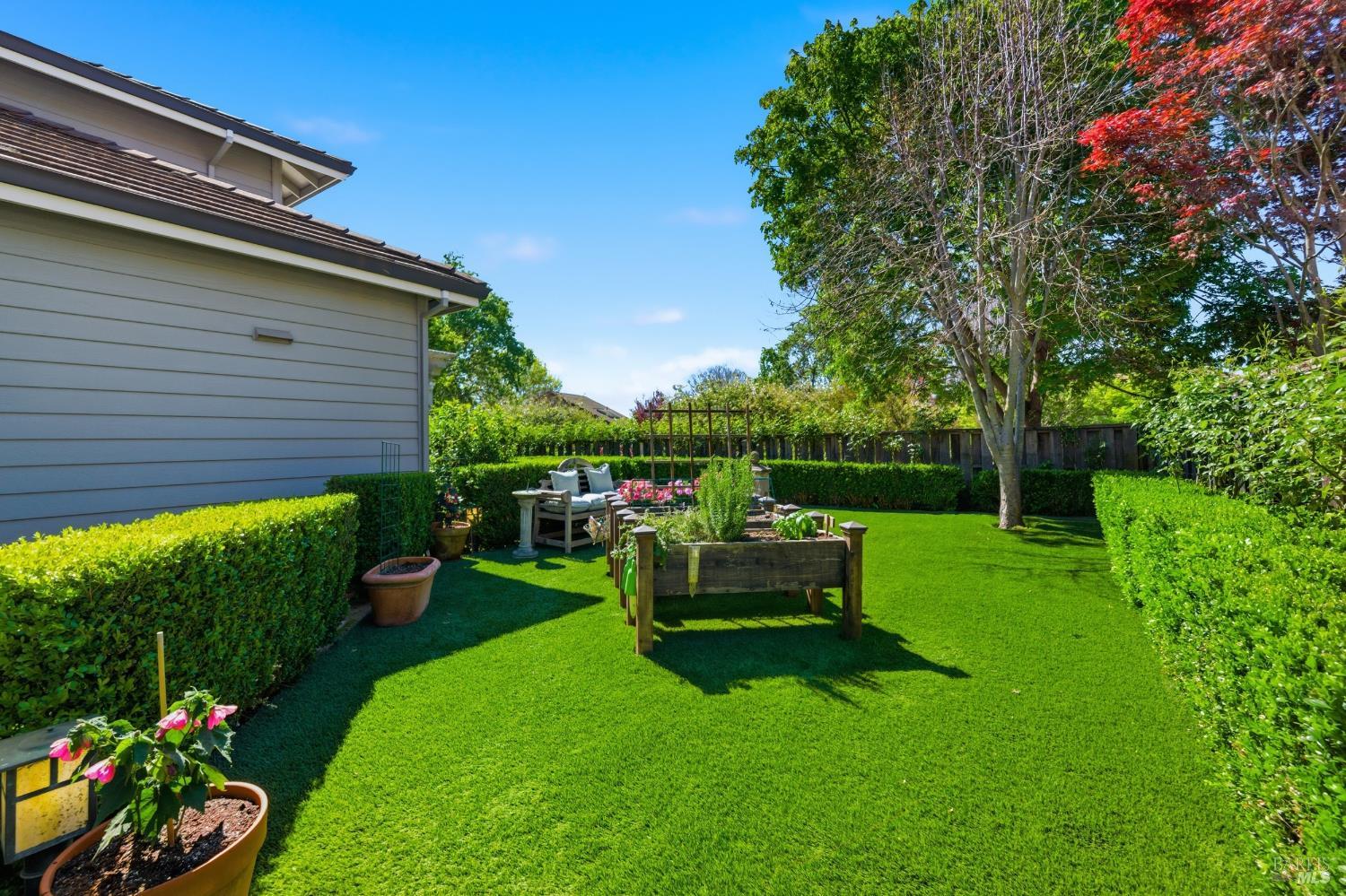 377 Troon Drive Napa CA 94558