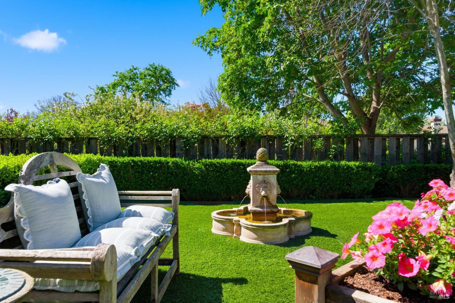 377 Troon Drive Napa CA 94558