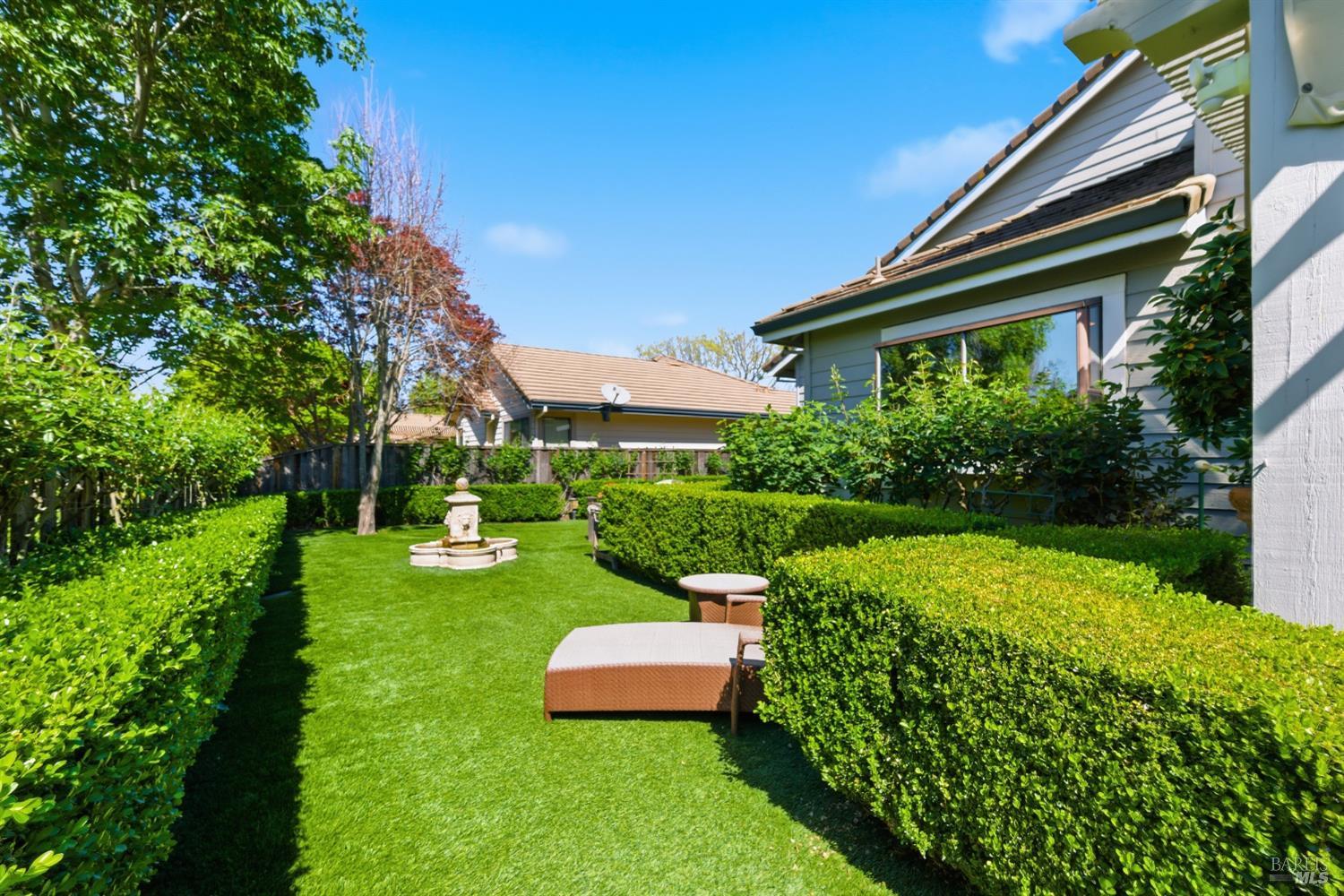 377 Troon Drive Napa CA 94558