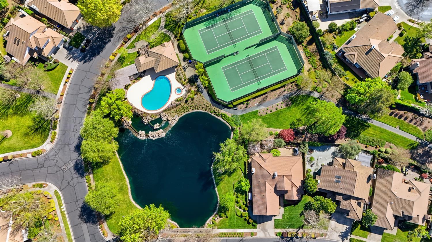 377 Troon Drive Napa CA 94558