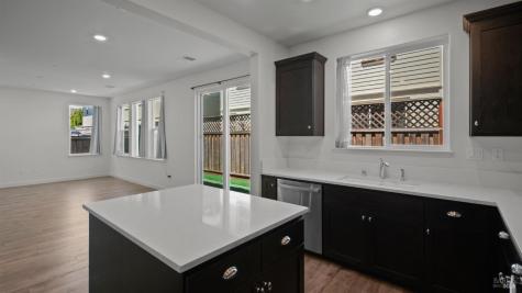 7461 Walker Way Rohnert Park CA 94928