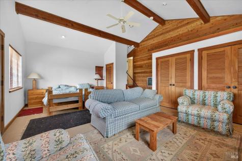 23881 Walling Road Geyserville CA 95441