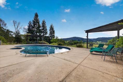 23881 Walling Road Geyserville CA 95441