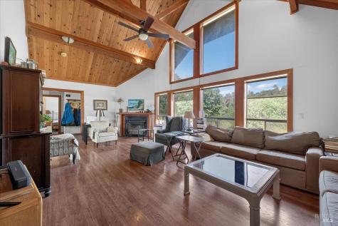 23881 Walling Road Geyserville CA 95441