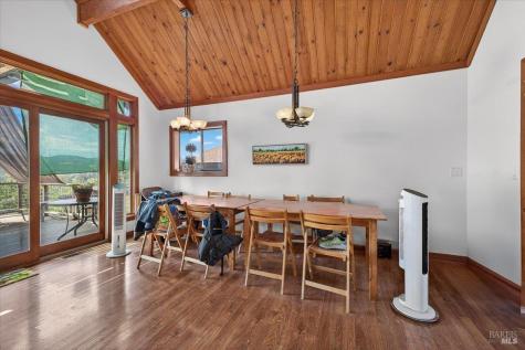 23881 Walling Road Geyserville CA 95441