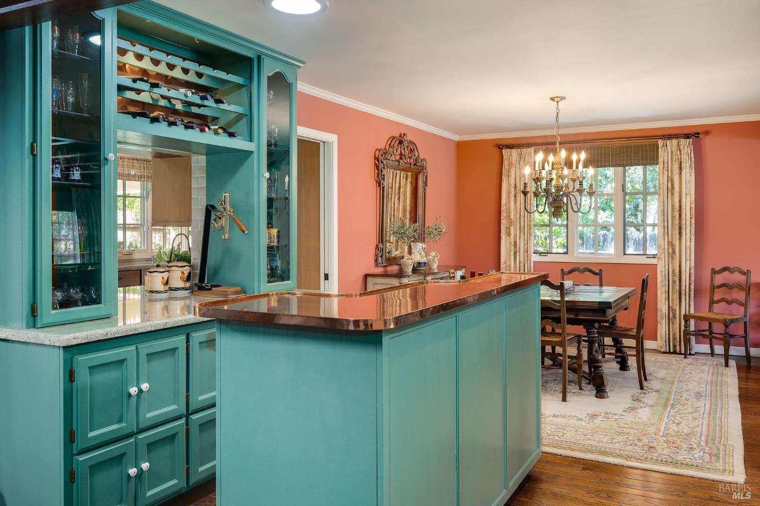 1660 Sylvaner Avenue St. Helena CA 94574