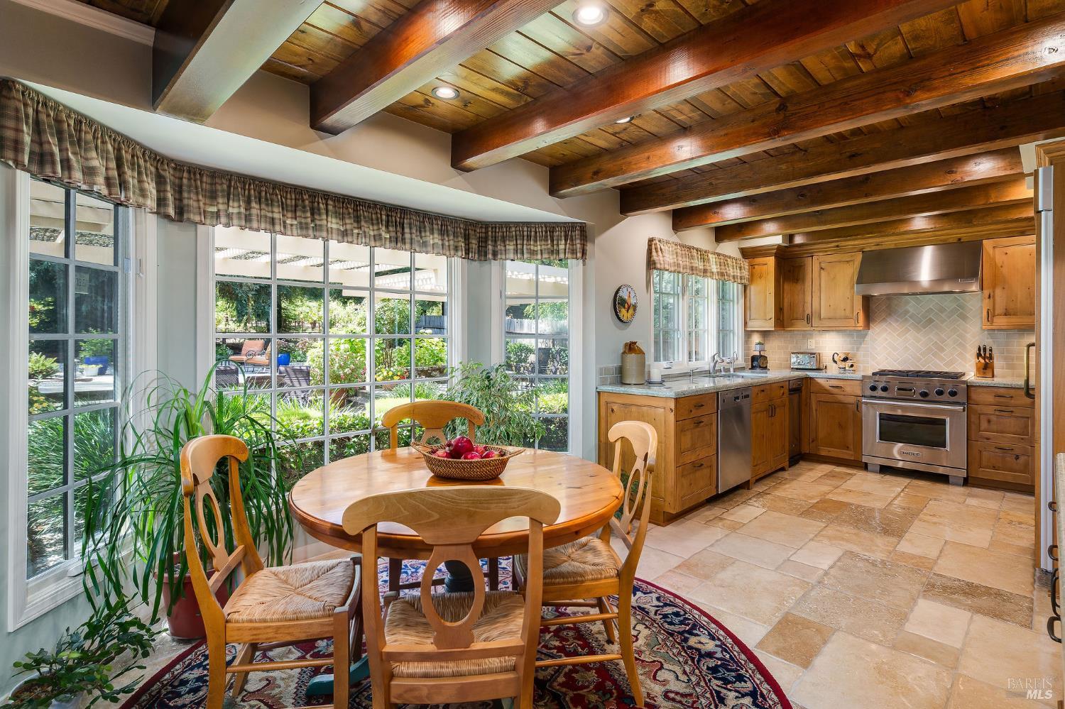 1660 Sylvaner Avenue St. Helena CA 94574