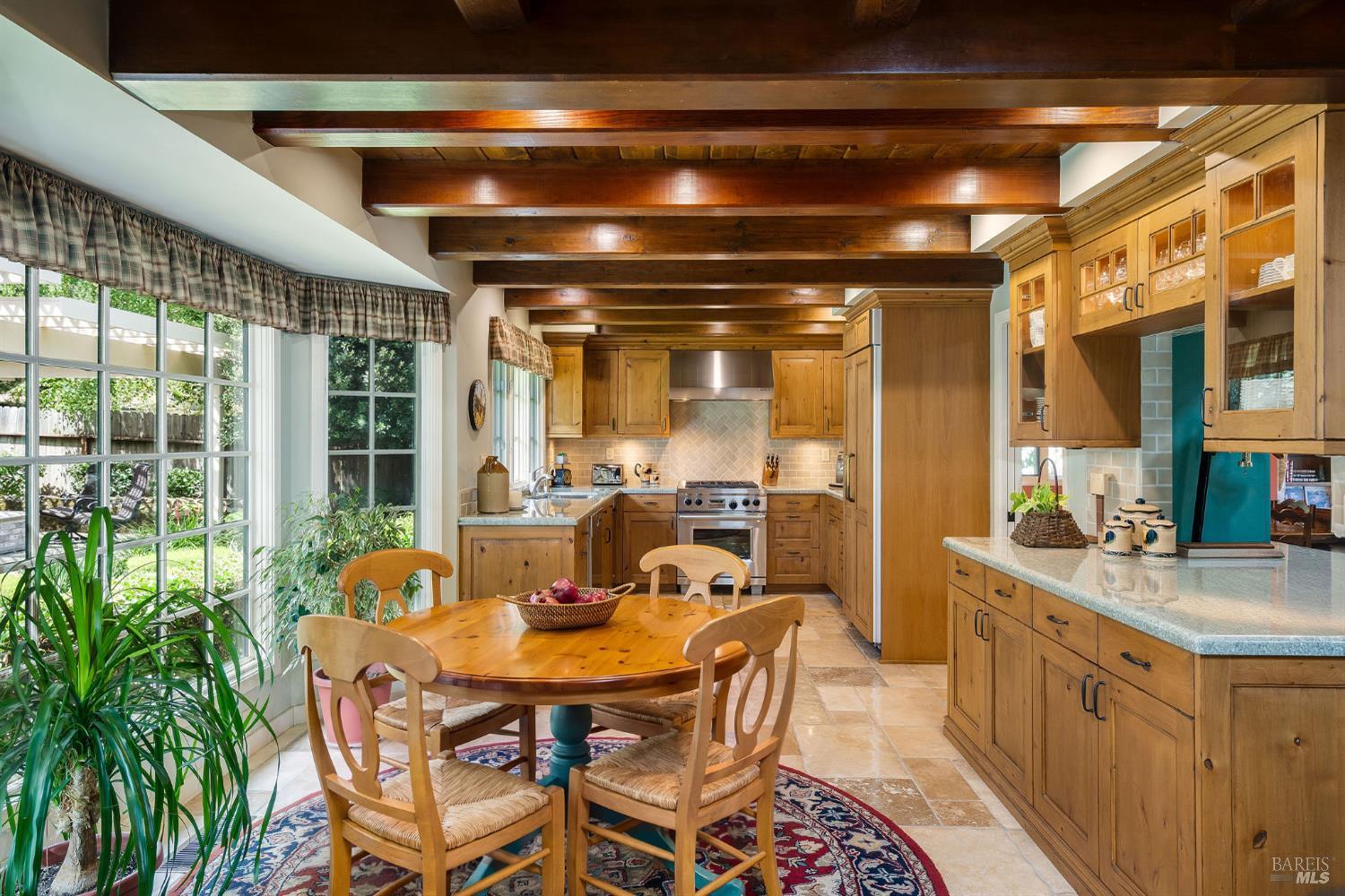 1660 Sylvaner Avenue St. Helena CA 94574