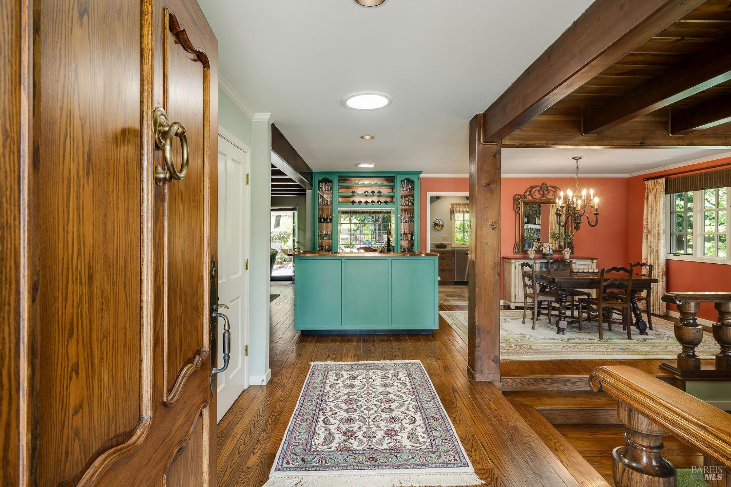 1660 Sylvaner Avenue St. Helena CA 94574