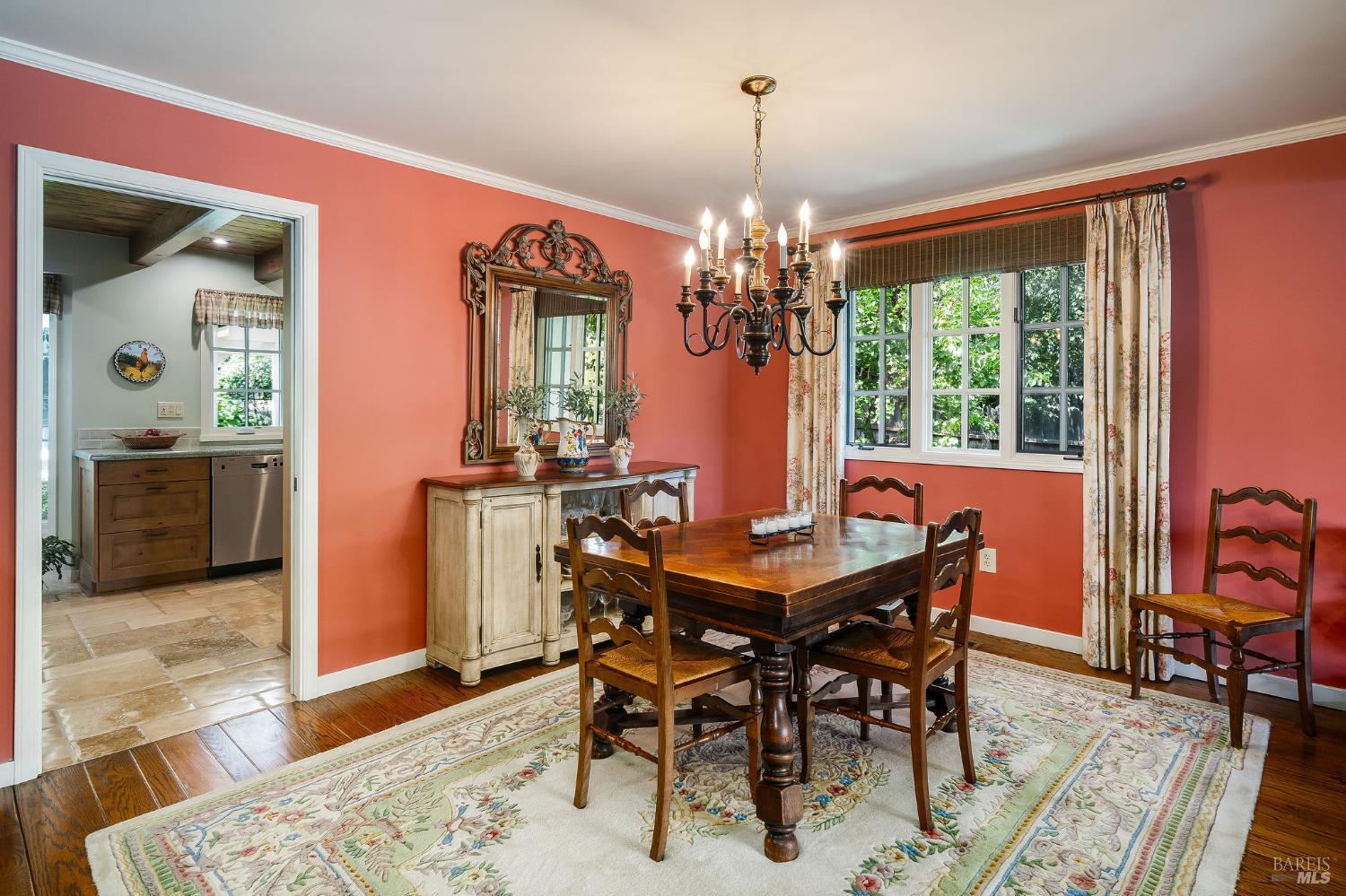 1660 Sylvaner Avenue St. Helena CA 94574