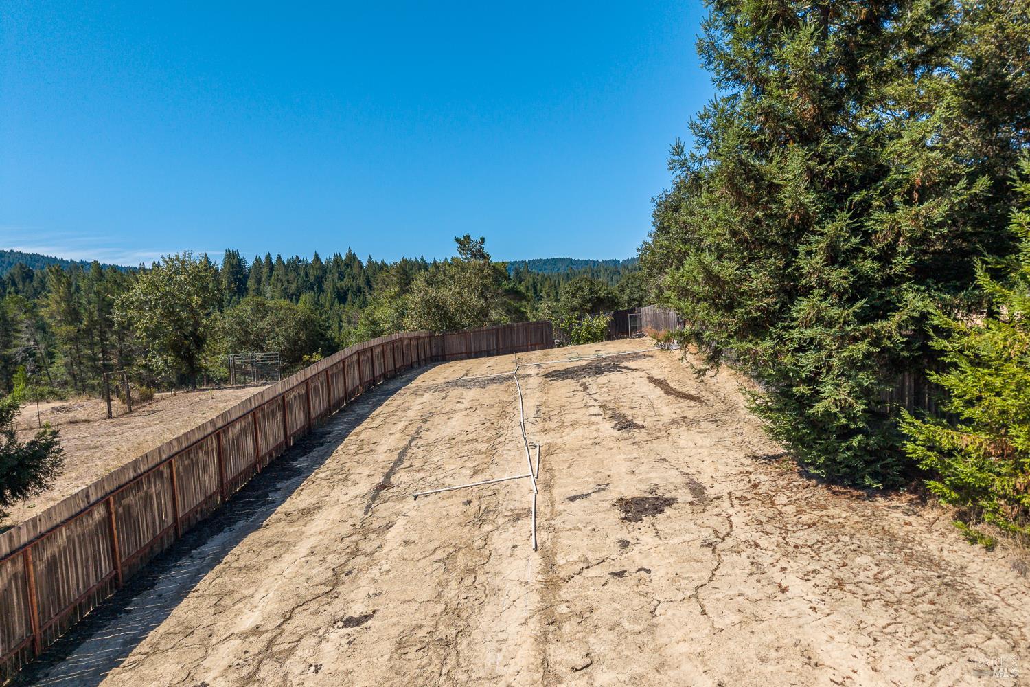 19020 Gschwend Road Philo CA 95466