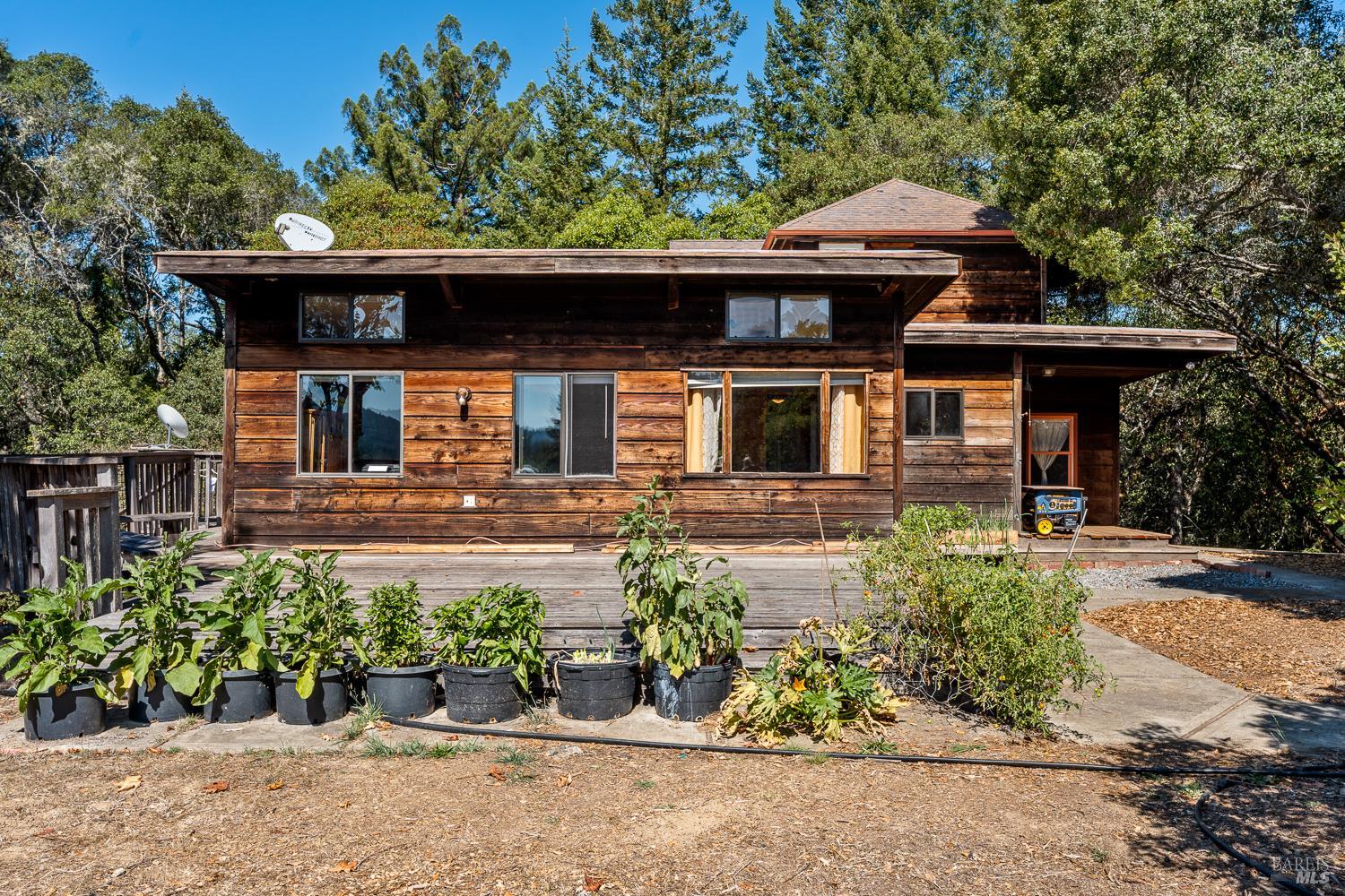 19020 Gschwend Road Philo CA 95466
