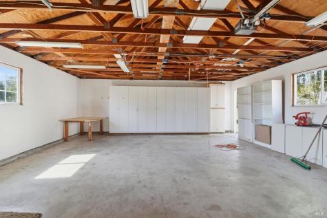4270 Roblar Road Petaluma CA 94952