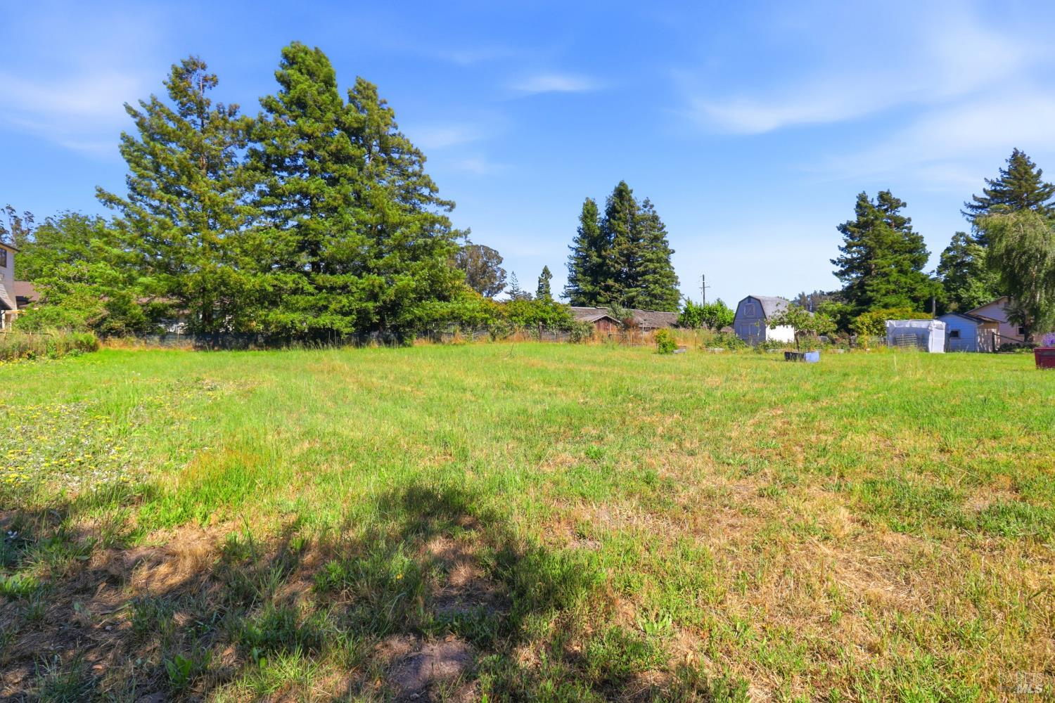 4270 Roblar Road Petaluma CA 94952