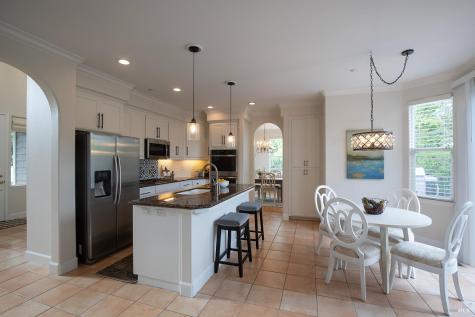 979 Lupine Court Healdsburg CA 95448