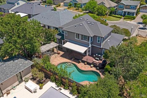 979 Lupine Court Healdsburg CA 95448