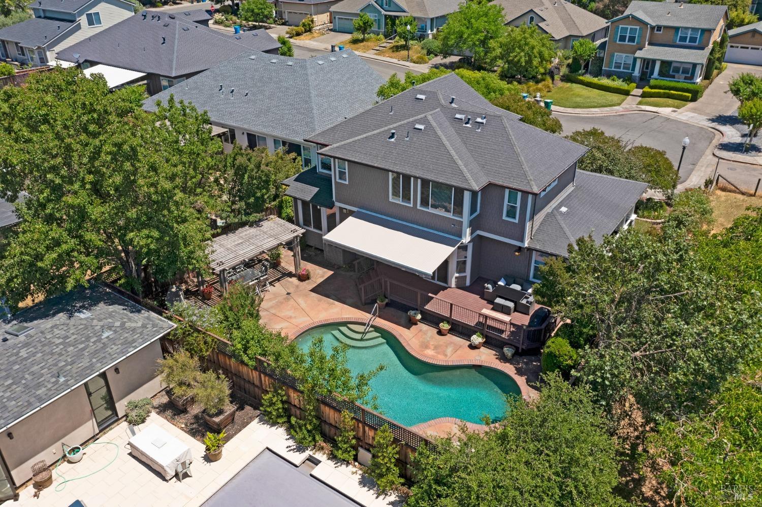 979 Lupine Court Healdsburg CA 95448