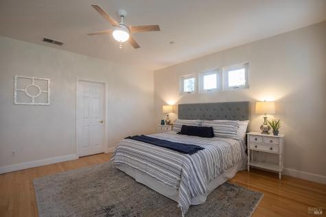 979 Lupine Court Healdsburg CA 95448