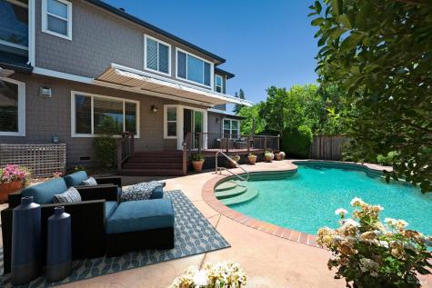 979 Lupine Court Healdsburg CA 95448