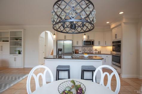 979 Lupine Court Healdsburg CA 95448