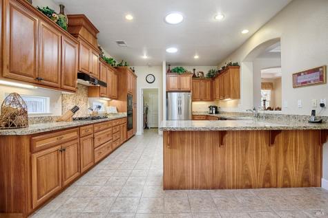7536 Walnut Orchard Way Santa Rosa CA 95409
