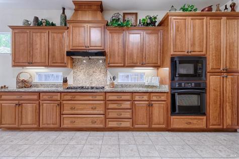 7536 Walnut Orchard Way Santa Rosa CA 95409
